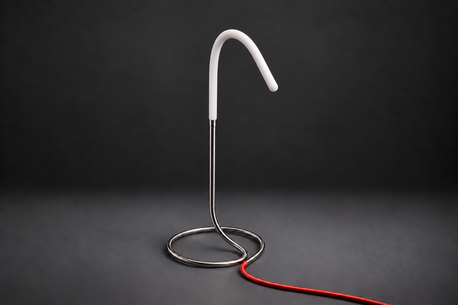 Off / Opaque section relaxed. Red cable.